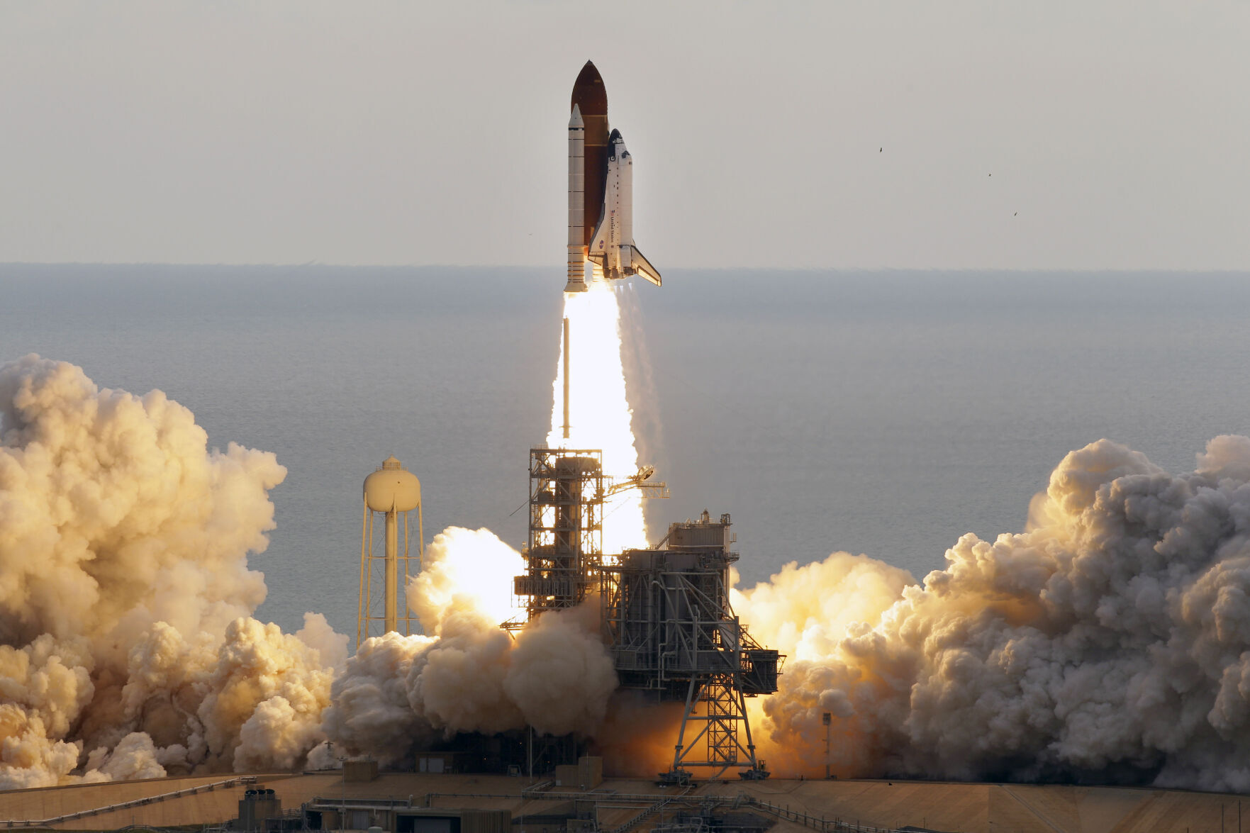 2011: Endeavour